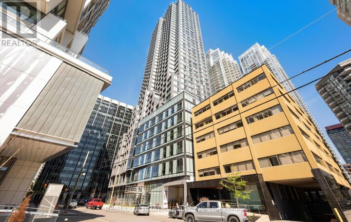 Property Photo:  20 Soudan Avenue 3411  ON M4S 0E2 