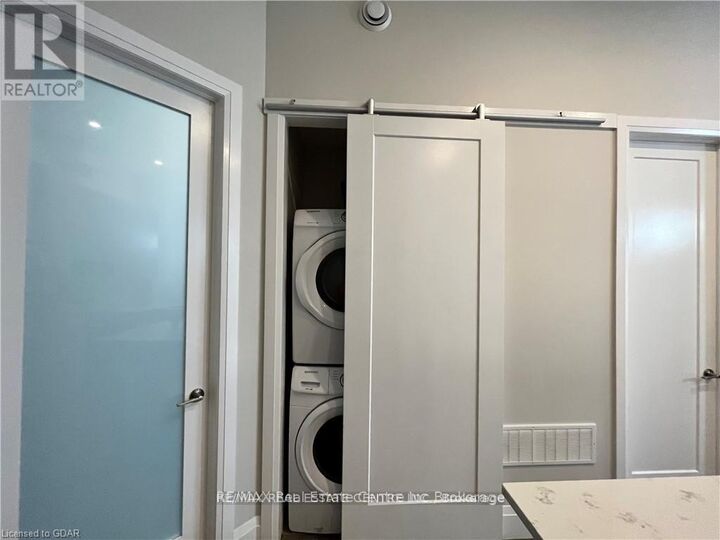 Property Photo: 85A Morrell Street 204 ON N3T 4J6