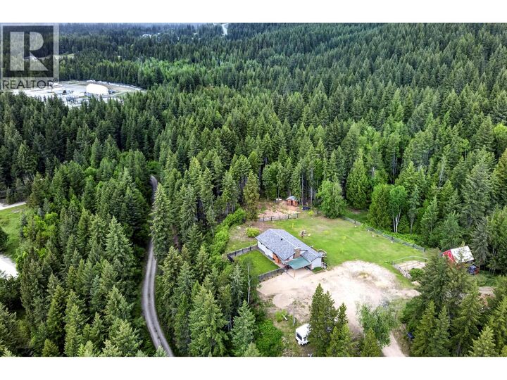 Property Photo: 366 Joyce Lane BC V0E 1N1