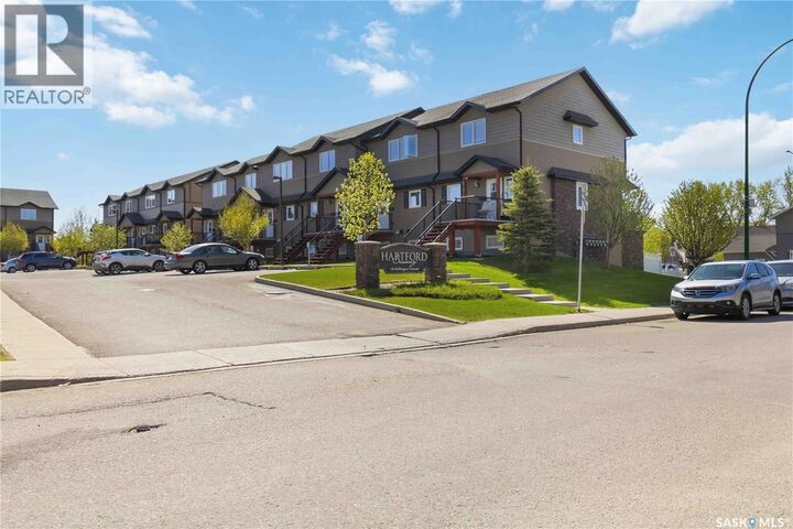 Property Photo:  803 110 Shillington Crescent  SK S7M 3Z8 