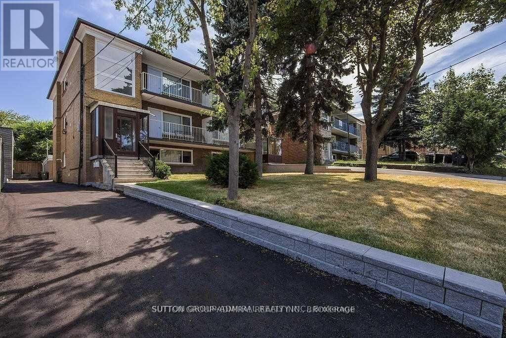 Property Photo:  77 Garthdale Court Unit 2  ON M3H 5P7 