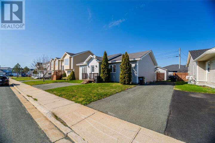 Property Photo:  4 Parkview Crescent  NL A1H 1B5 