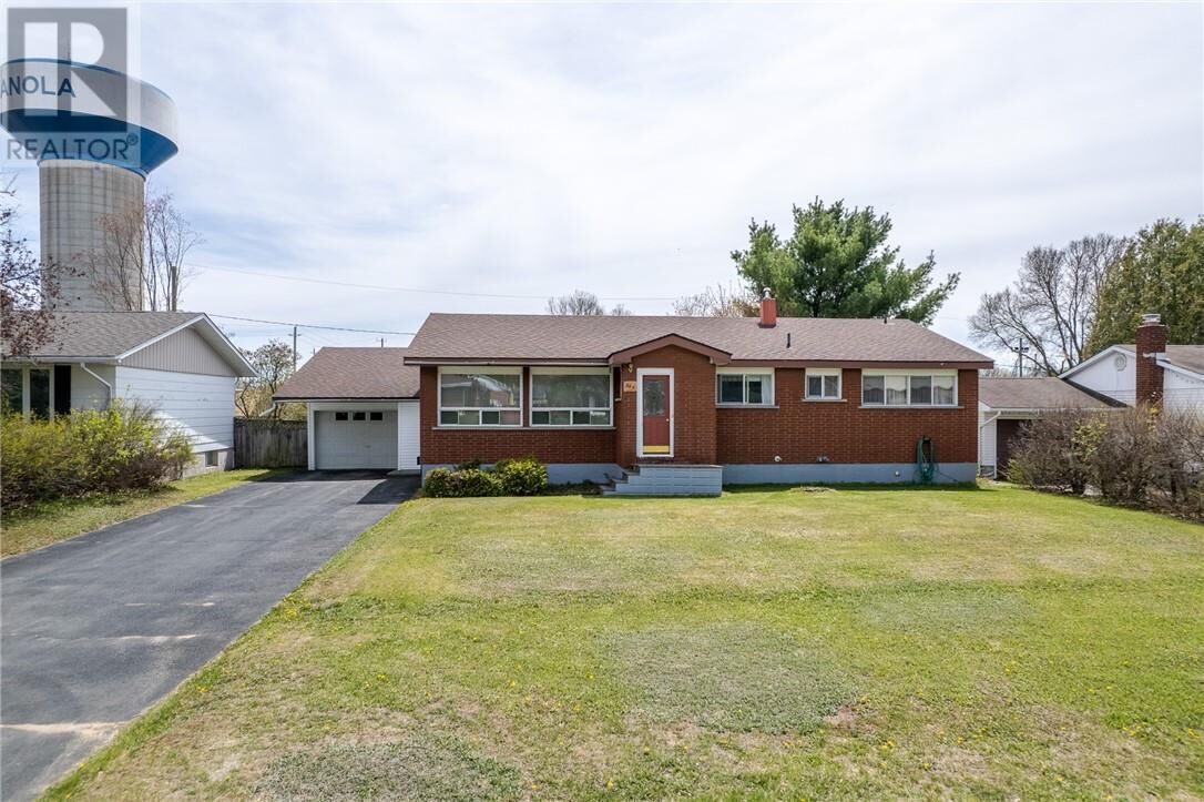 Property Photo:  386 Haig Street  ON P5E 1B4 