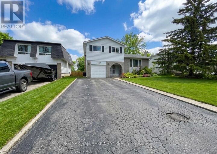 Property Photo:  19 Carol Road  ON L4N 3P6 