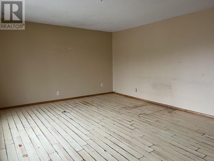 Property Photo: 45 Aspendale Dr W ON P0T 2E0