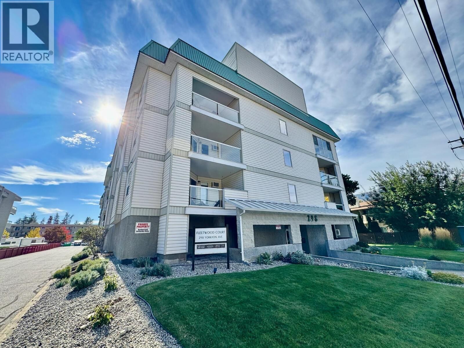 Property Photo:  298 Yorkton Avenue 109  BC V2A 3V5 