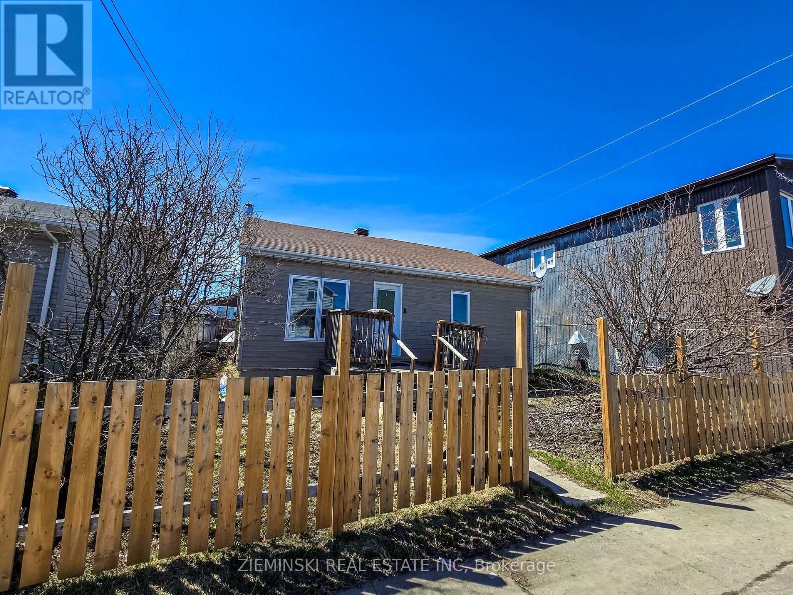 Property Photo:  553 D'Iberville Avenue  ON P0K 1G0 