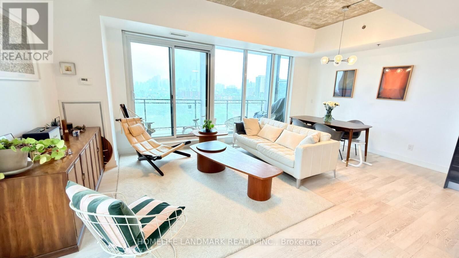 Property Photo: 20 Minowan Miikan Lane 1122 ON M6J 0E5