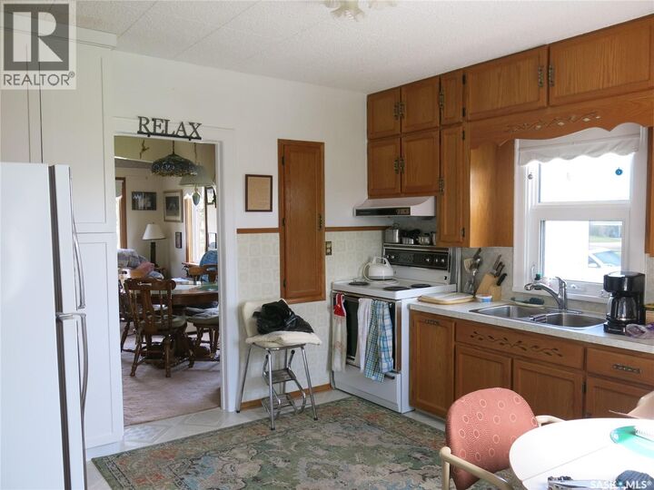 Property Photo:  605 Ludwig Avenue  SK S0A 2T0 