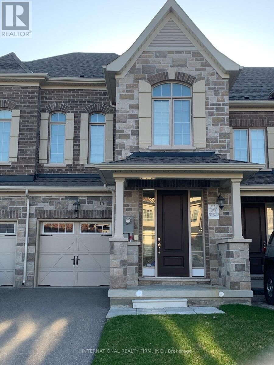 Property Photo: 10 Folliot Street ON L4G 0W1