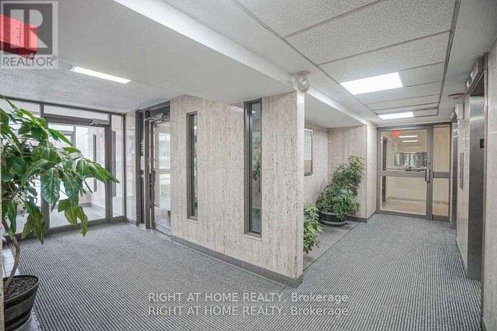 Property Photo:  235 Grandravine Drive 202  ON M3N 1J2 