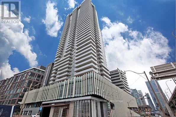 Property Photo: 20 Richardson Street South 3406 ON M5A 4J9