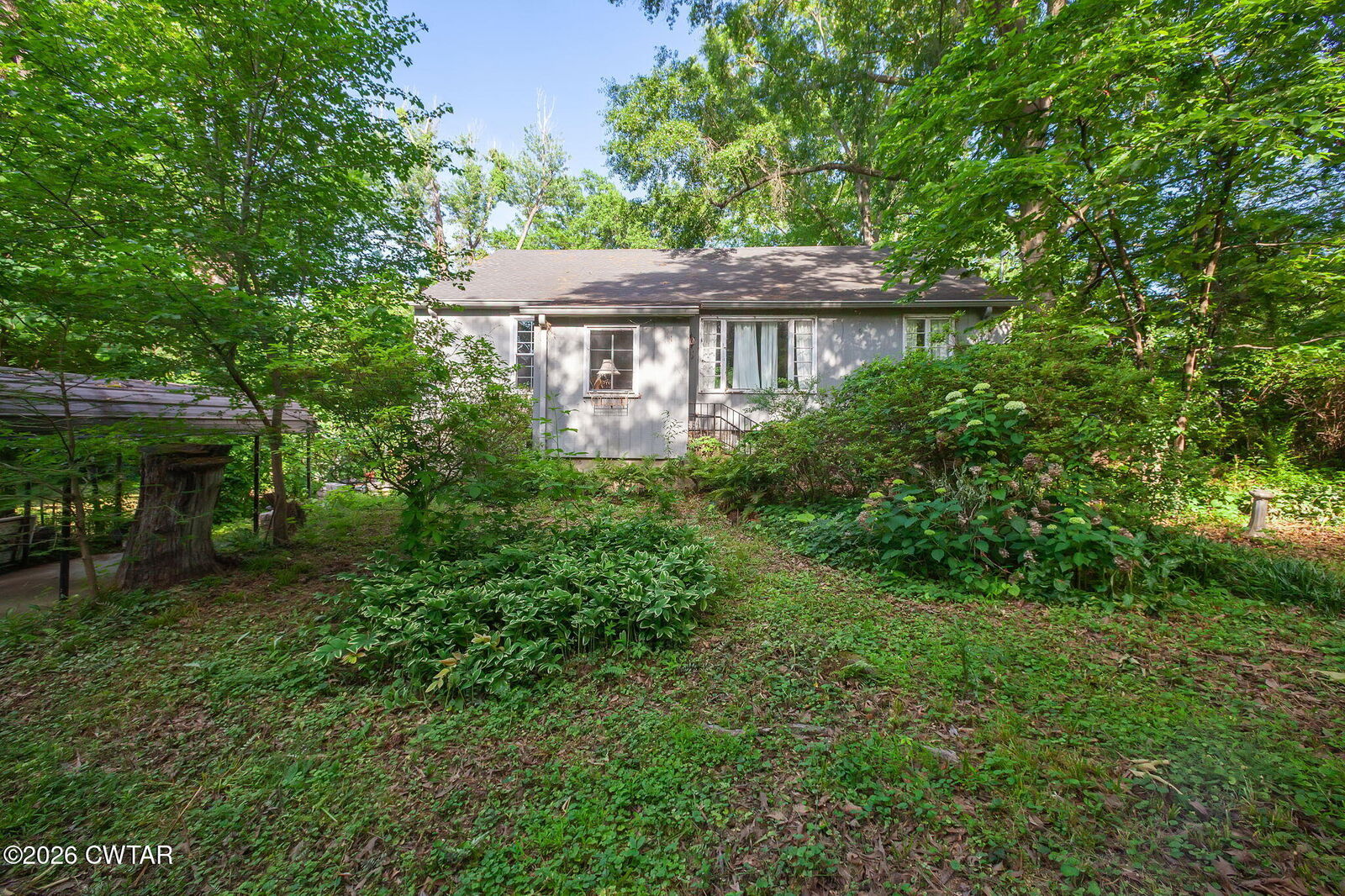 Property Photo: 1010 Prospect Avenue TN 38301