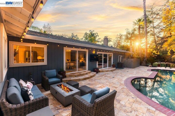 Property Photo: 3081 Oakraider Dr CA 94507