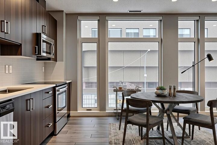 Property Photo: 10238 103 Street NW 401 AB T5J 0G6