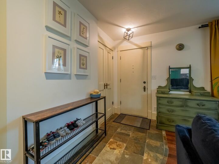 Property Photo:  11314 68 Street NW  AB T5B 1N7 