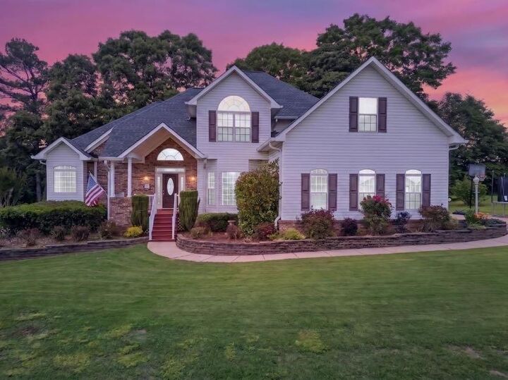 Property Photo: 15 Fast Lane AL 36273