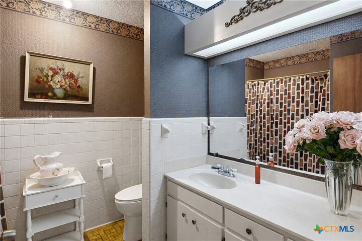 Property Photo:  5032 S Santa Clara Road  TX 78155 
