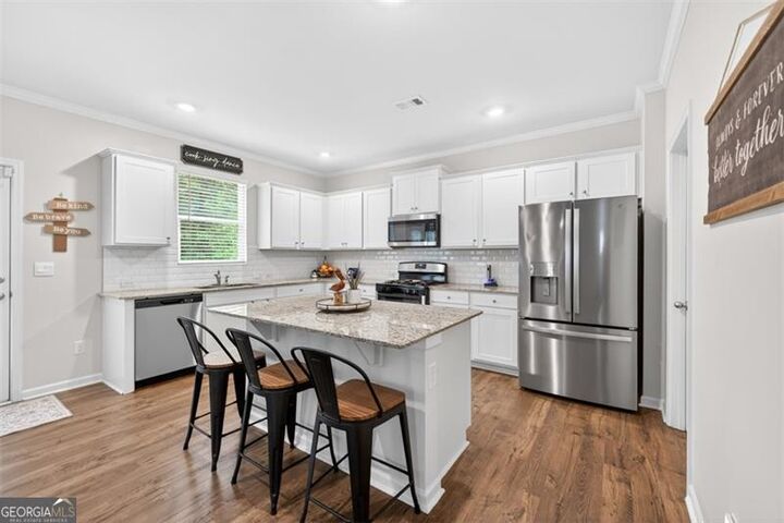 Property Photo:  320 Barnwood Lane  GA 30534 