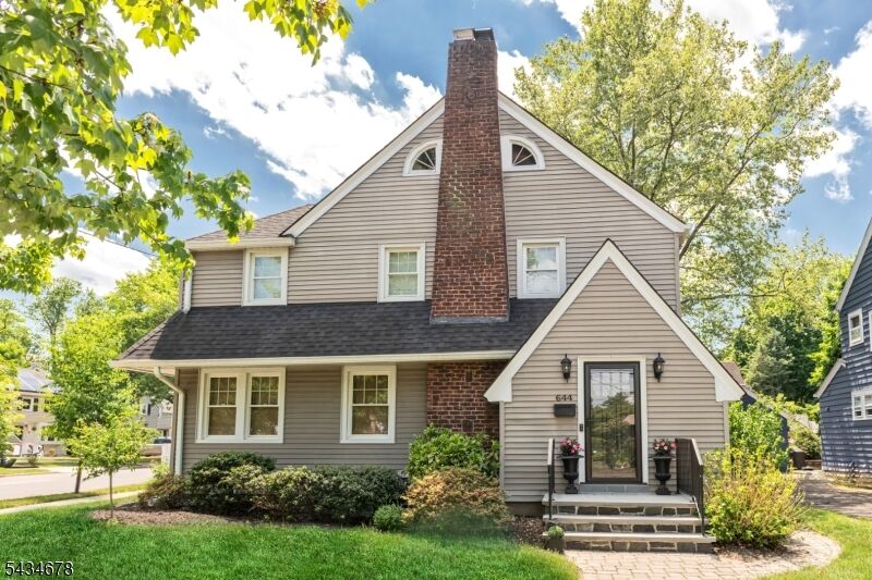 Property Photo:  644 Linwood Ave  NJ 07450 