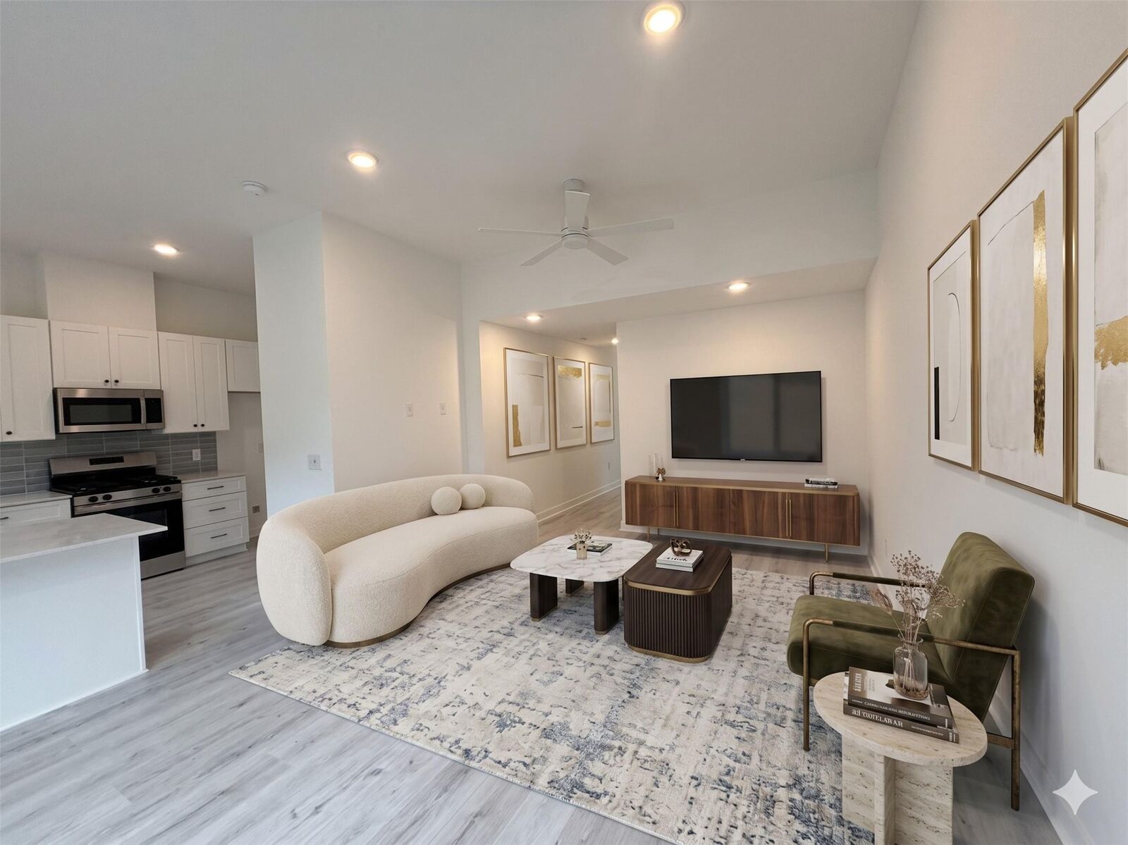 Property Photo:  2000 Riverside Farms 13101  TX 78741 