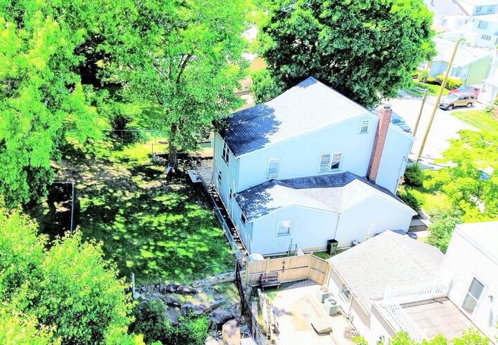Property Photo:  716 Chestnut St  NJ 07094 