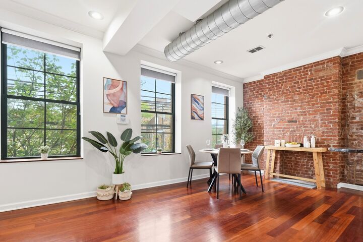 Property Photo:  380 Luis M Marin Blvd 2R  NJ 07302 