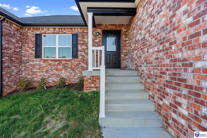 Property Photo:  2032 Pear Valley Drive  KY 42701 