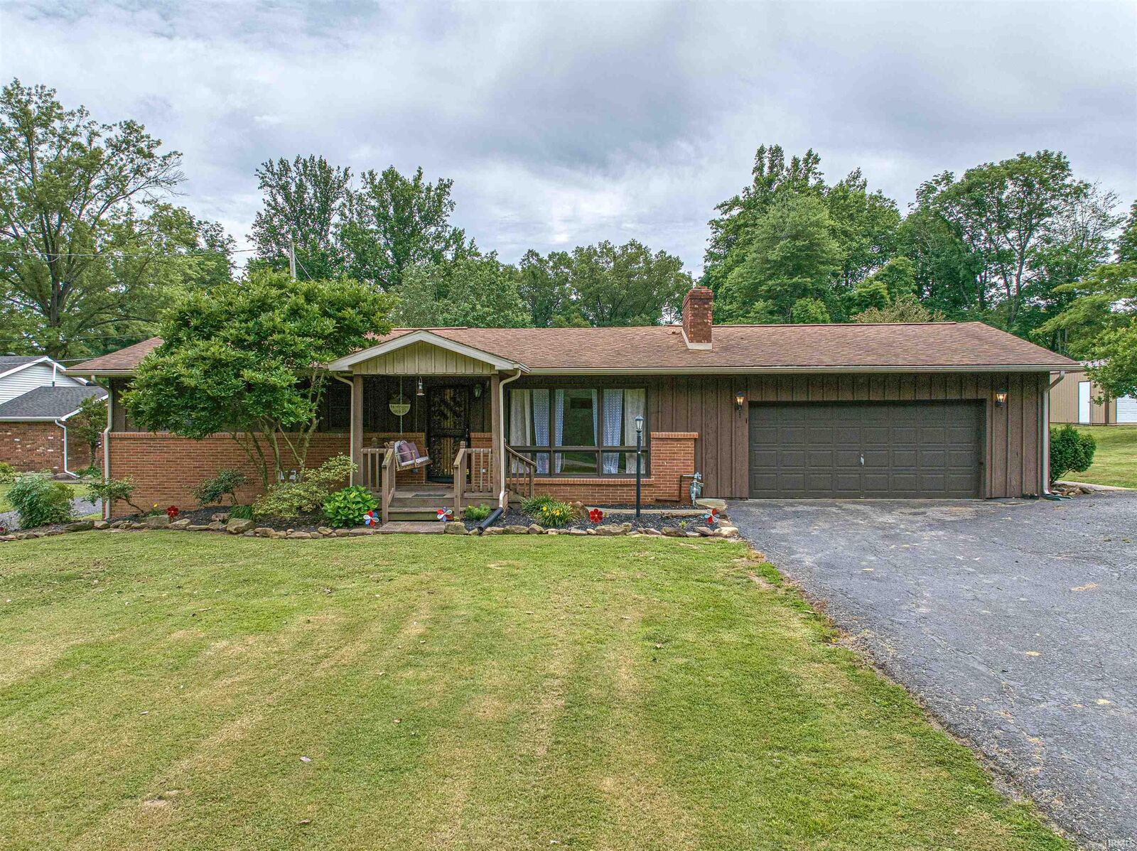 Property Photo:  577 W Degonia Road  IN 47601 