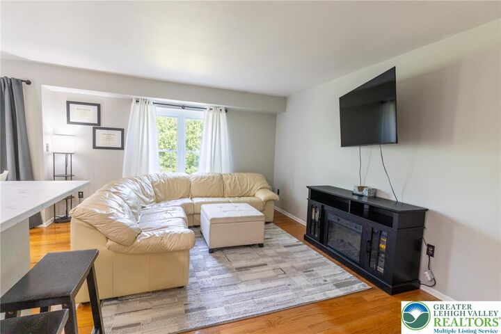 Property Photo: 896 Briarstone Road PA 18017
