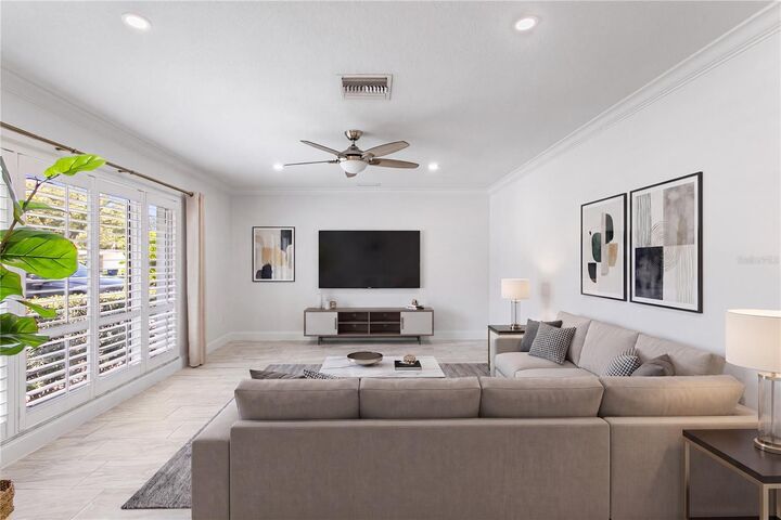 Property Photo:  5103 W Cleveland Street  FL 33609 