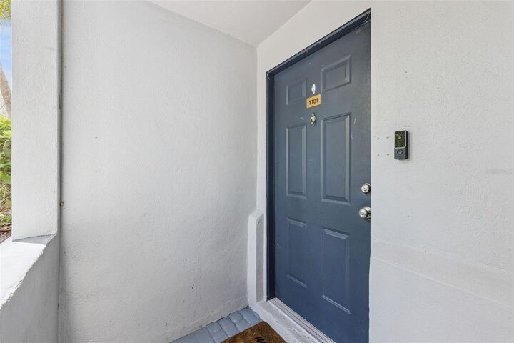 Property Photo: 1101 Clubside Drive 1101 FL 32779