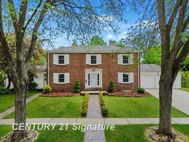 Property Photo: 605 S Kinney Avenue MI 48858