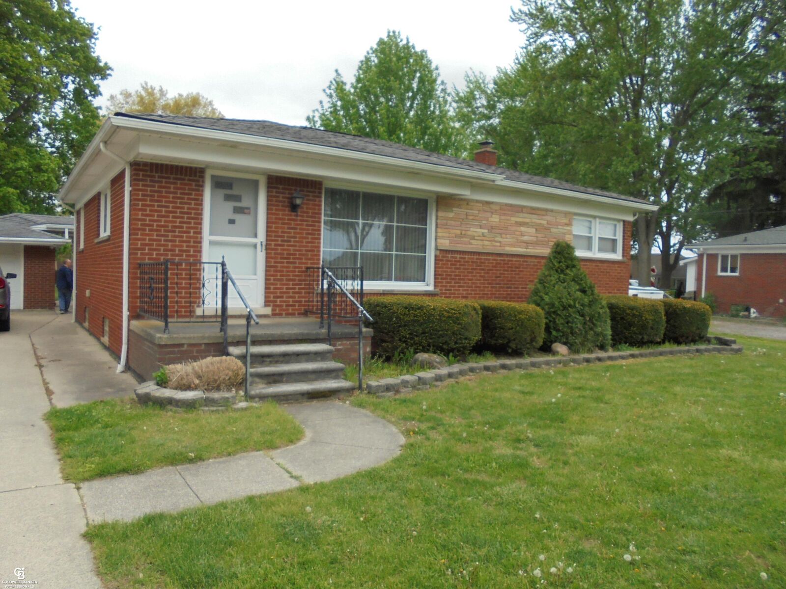 Property Photo:  18138 22 Mile Road  MI 48044 