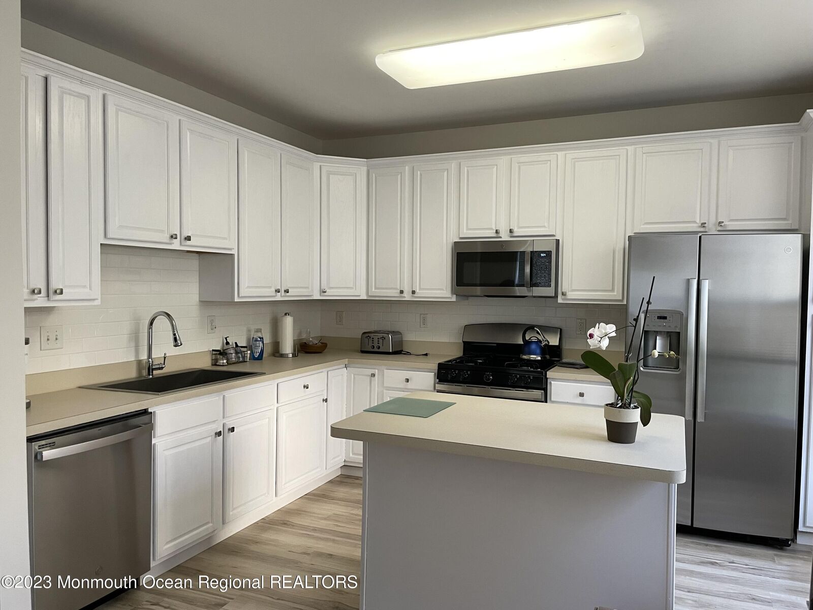 Property Photo:  374 Saint Andrews Place  NJ 07726 
