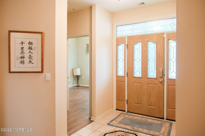 Property Photo:  40 Sherwood Drive  NJ 08831 