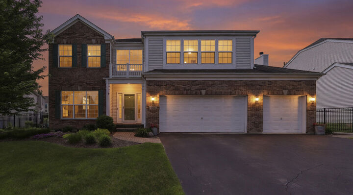 Property Photo:  10667 Santa Fe Trail  IL 60142 