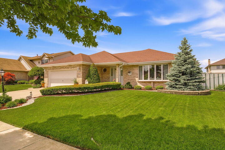 Property Photo: 15542 Bramblewood Road IL 60452