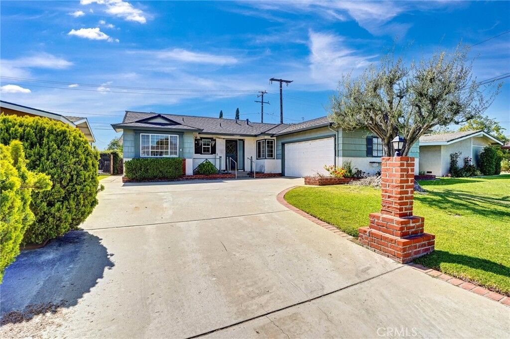 Property Photo: 13527 Raceland CA 90638