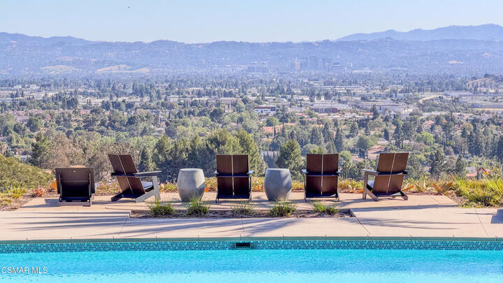 Property Photo:  21242 Wild Flower Way  CA 91311 