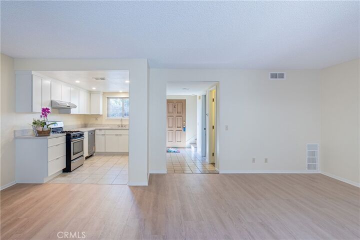 Property Photo:  1008 Las Lomas Unit C  CA 90631 