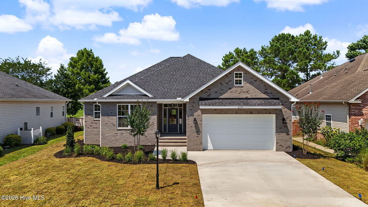 Property Photo:  216 Ravennaside Drive NW  NC 28467 