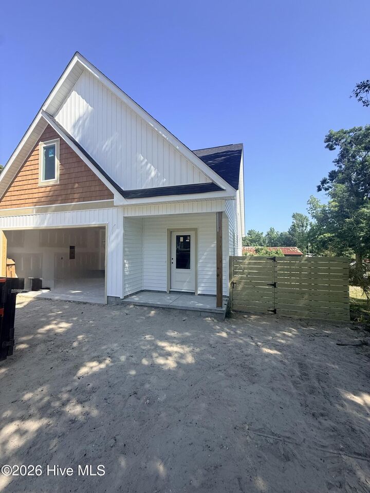 Property Photo:  164 Bahama Drive  NC 28443 