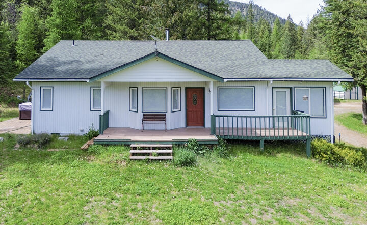 Property Photo:  2015 Thoni Rd  WA 99101 