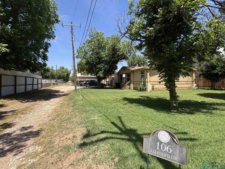 Property Photo:  106 S La Huerta Circle  NM 88220 