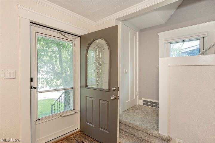 Property Photo: 1411 Belrose Road OH 44124