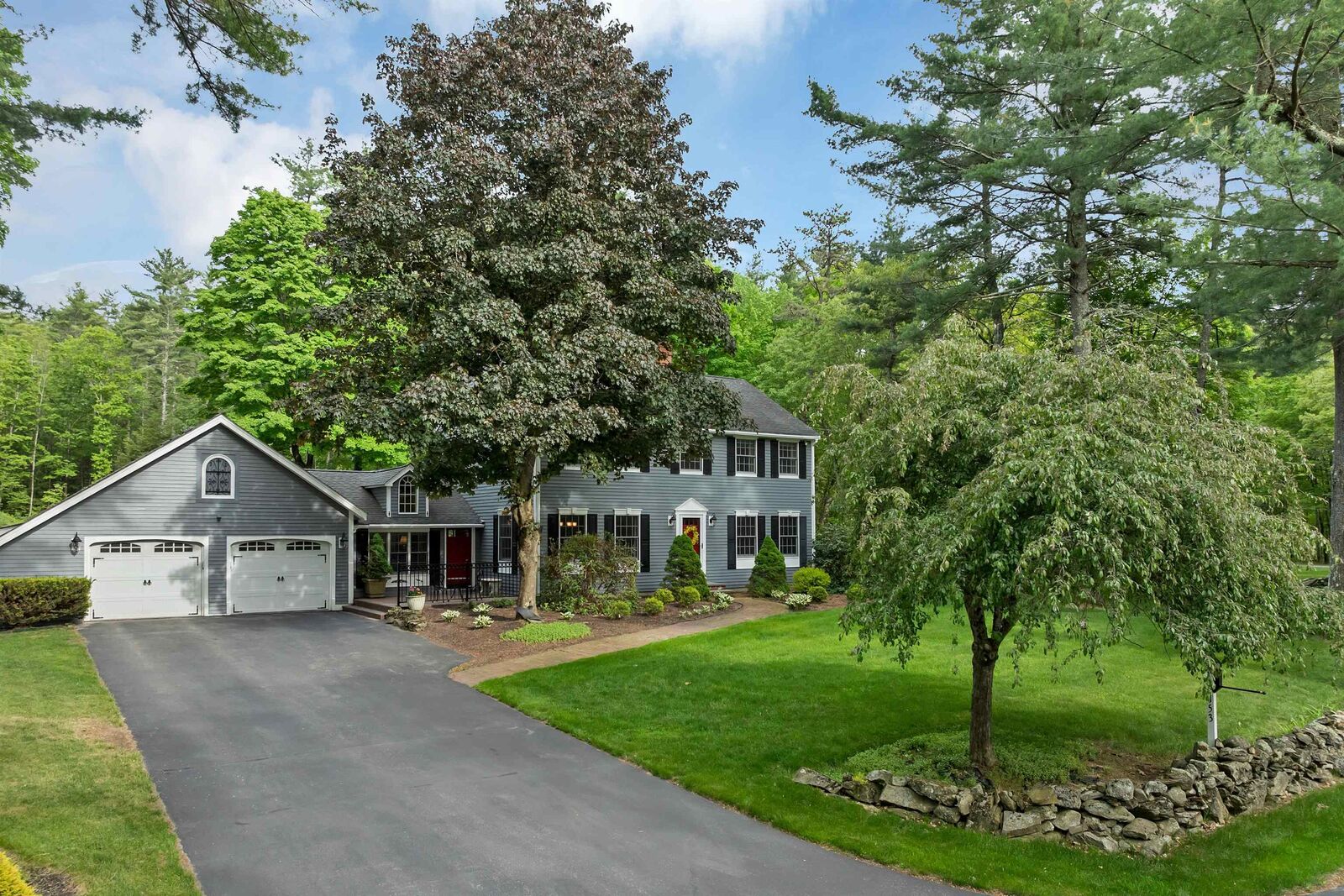 Property Photo: 153 Castle Hill Road NH 03087