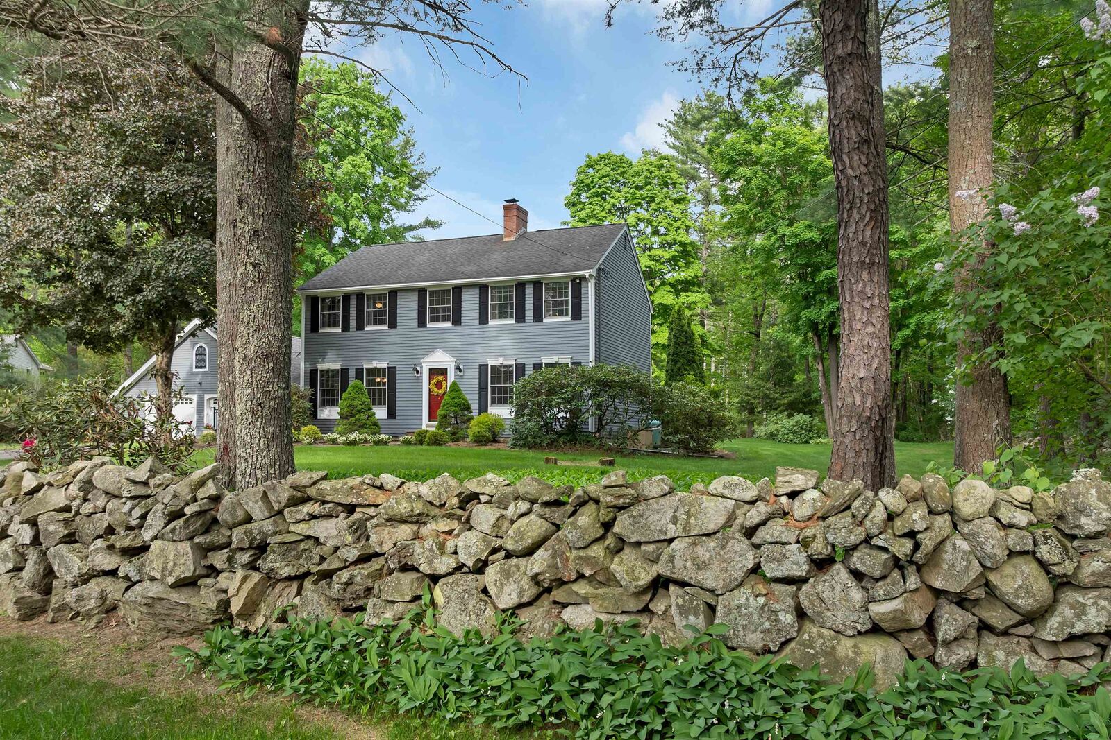 Property Photo:  153 Castle Hill Road  NH 03087 