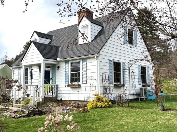 Property Photo:  3 Gaylord Drive  VT 05602 