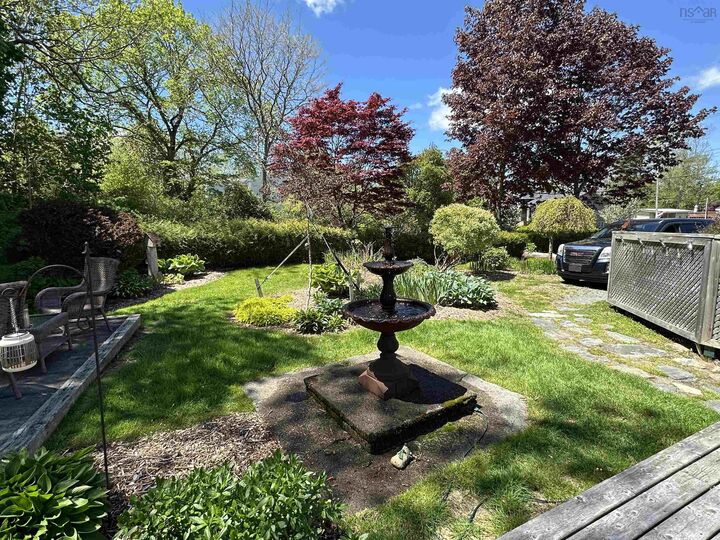 Property Photo:  301 Waterloo Street  NS B0T 1K0 